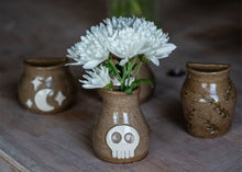 Load image into Gallery viewer, Magnet Vases