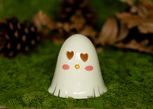 Heart eyes ghost luminary