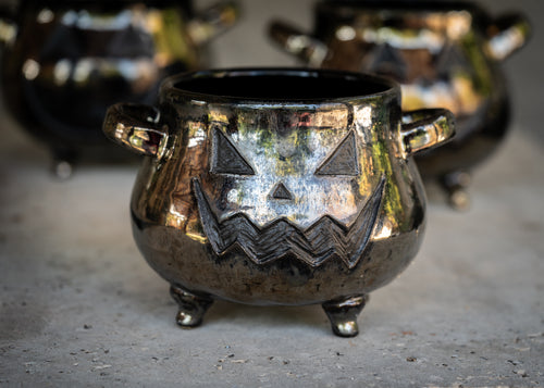 Cauldron Planter
