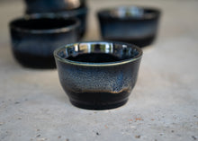 Load image into Gallery viewer, Small bowl