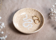 Load image into Gallery viewer, Snake Dish