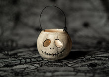 Load image into Gallery viewer, Skull Jack O&#39;Lantern