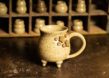 Load image into Gallery viewer, Speckled Floral Cauldron