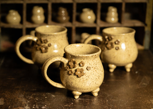 Speckled Floral Cauldron