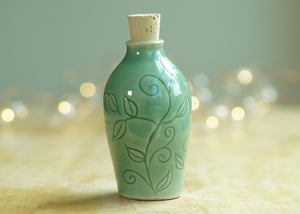 Potion Bottle - Green vines