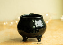 Load image into Gallery viewer, Classic Cauldron Mug - with subtle leaf pattern